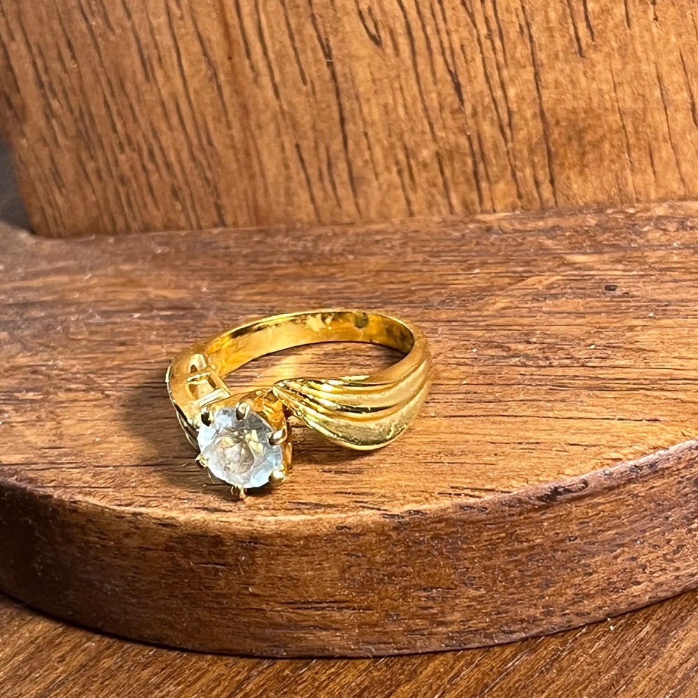 Vtg Gold Plated Aquamarine Solitaire Bypass Ring Size 6.75 Round Blue Stone - Picture 3 of 9
